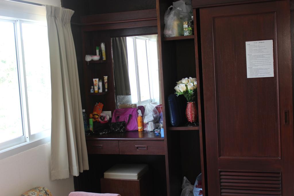 Dacha Beach Pattaya Exterior photo